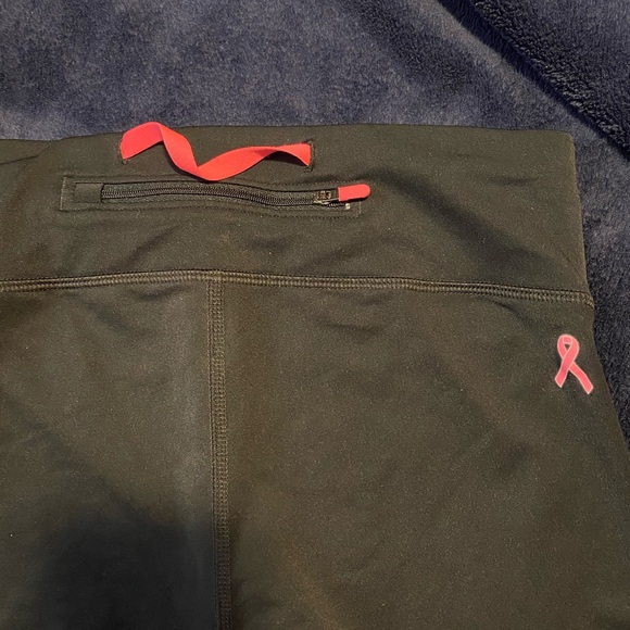 Under Armour Breast Cancer Leggings - Picture 2 of 5